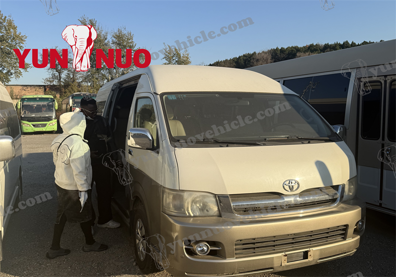 Nigerian clients paid a visit to Shandong Yunnuo