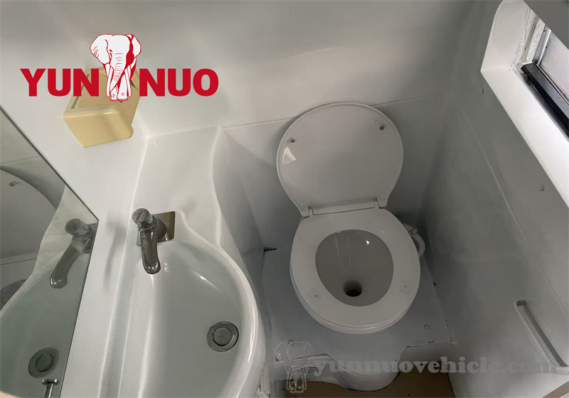 The luxury coach bound for Zimbabwe has been fully renovated The luxury coach bound for Zimbabwe has been fully renovated