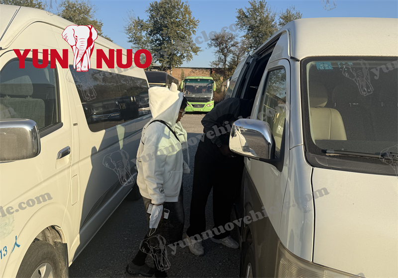 Nigerian clients paid a visit to Shandong Yunnuo