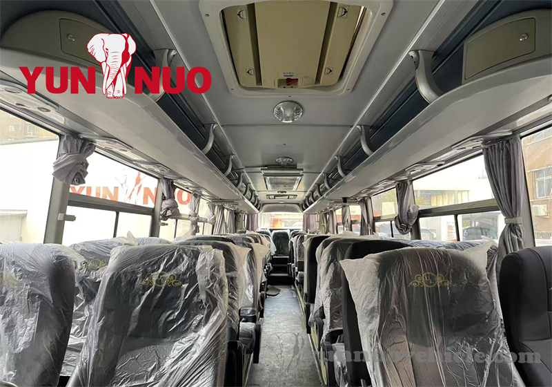 The luxury coach bound for Zimbabwe has been fully renovated The luxury coach bound for Zimbabwe has been fully renovated