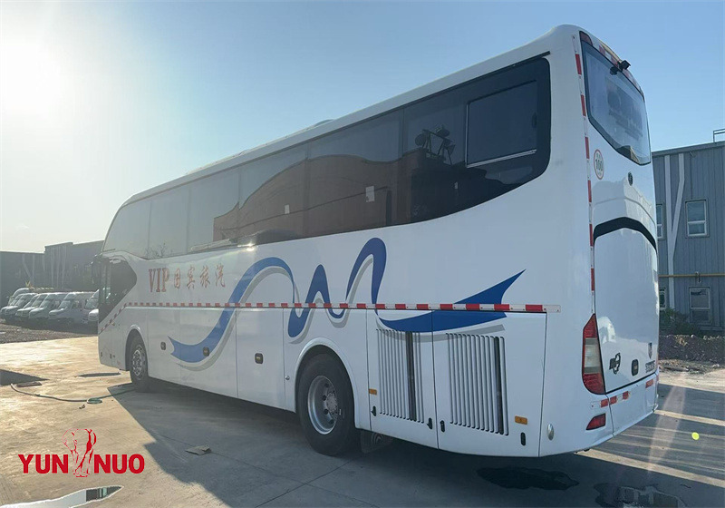 YUTONG Used bus ZK6127H1 55 seats