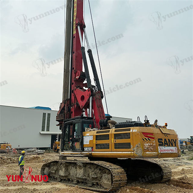  SR235 Rotary Drilling Rigs