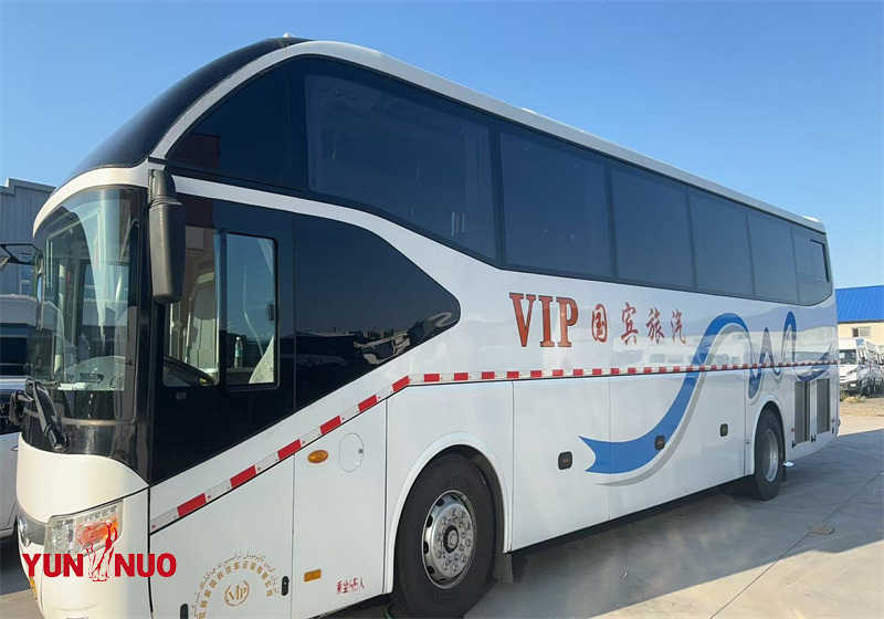 YUTONG Used bus ZK6127H1 55 seats