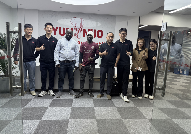 Customers From Burkina Faso Visited Our Company