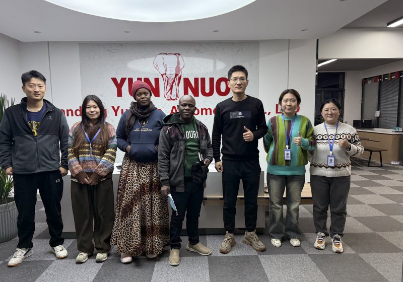 Zambian Customers Visited The Company.