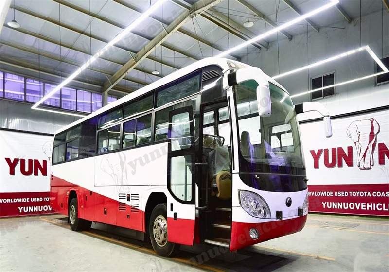  Shandong Yunnuo Delivers Customized Yutong Coaches to Guinean Clients.jpg