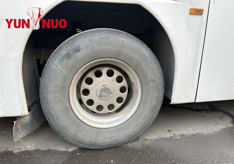 Yutong Used Bus 6120