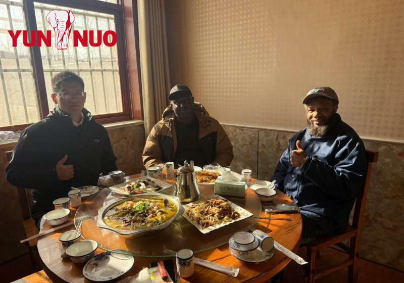 Clients From Guinea Visited Shandong Yunuo Automobile Co., Ltd.