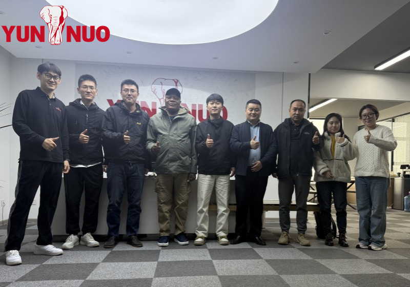 Nigerian Customers Visited Our Factory And Are Interested in Purchasing 29-seat Used Toyota Coaster.
