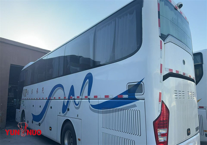 YUTONG Used bus ZK6127H1 55 seats
