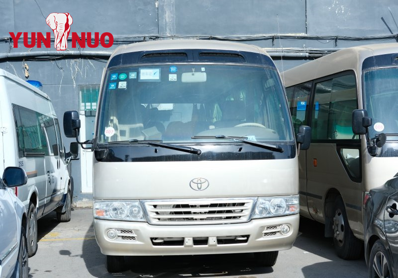  Used Toyota Coaster Bus 07