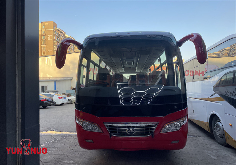 Yutong ZK6932D(Front Engine)