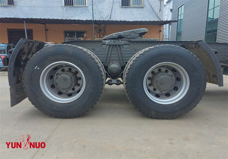 HOWO Used Tractor 371HP
