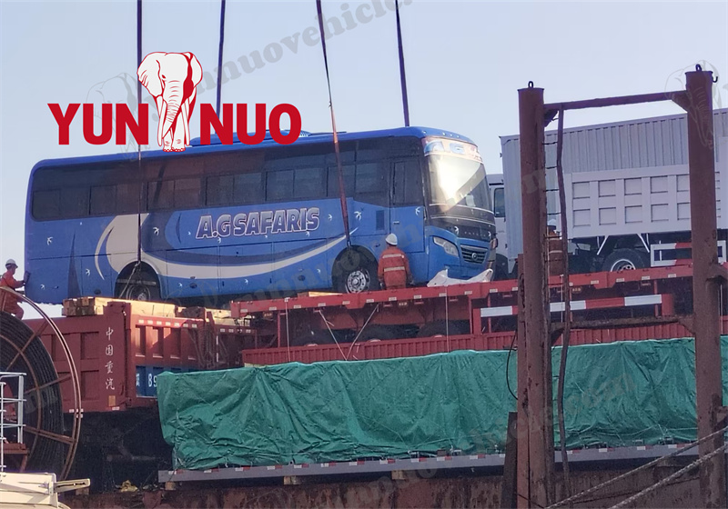  Yutong ZK6102D buses tailored for Africa副本1.jpg