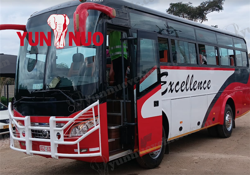 Customer feedback photos of Yutong ZK6932 for Zimbabwe clients