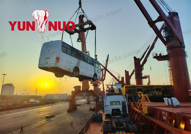 Shandong Yunnuo | 3 Toyota Hiace Renovated & Shipped to Zimbabwe副本1.jpg