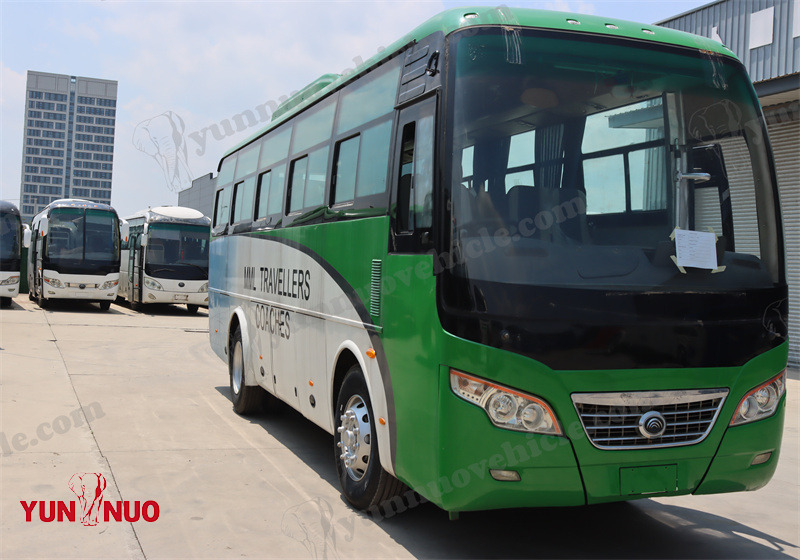  Yutong ZK6932D Front-engine