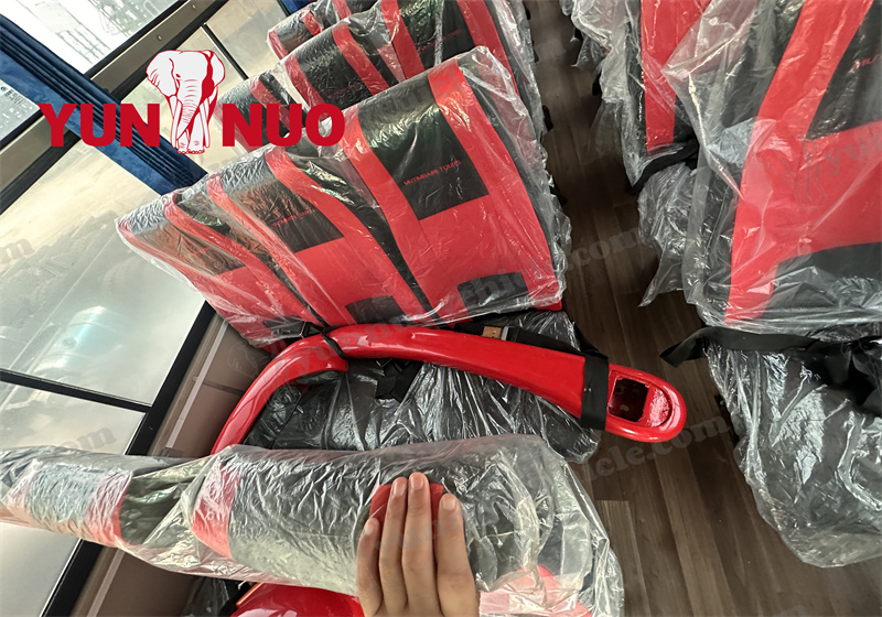 Custom Yutong coach for our Zimbabwe customer has safely reached the port副本.jpg